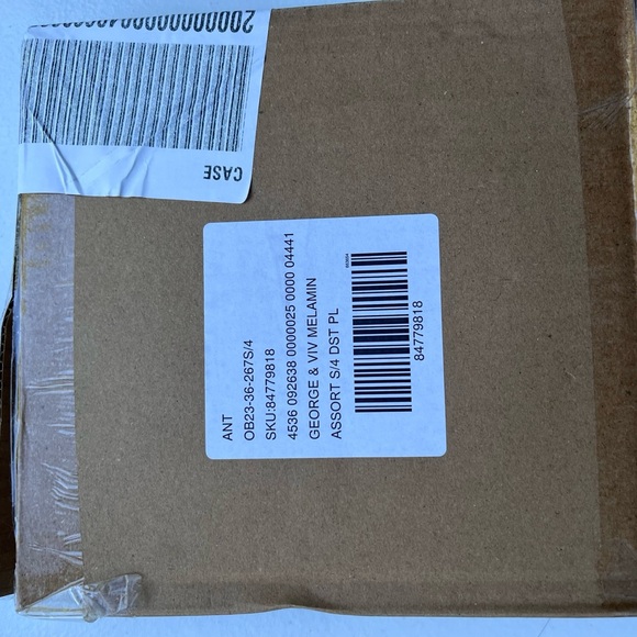 NIB Emily Taylor for George & Viv Melamine Holiday Dessert Plates,  Set of 4 - Picture 9 of 10